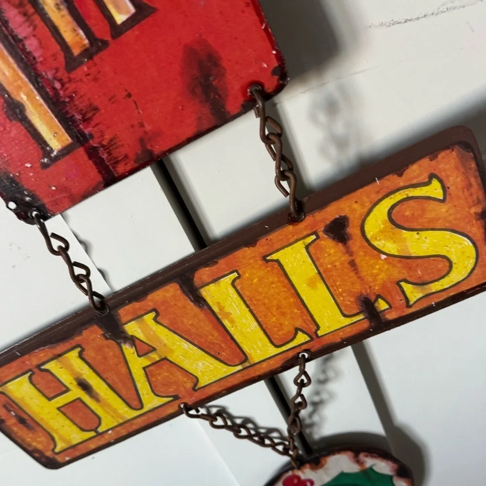 Festive DECK THE HALLS Wall Hanging Deco- vintage looking. Lightweight& SO FUN🎄